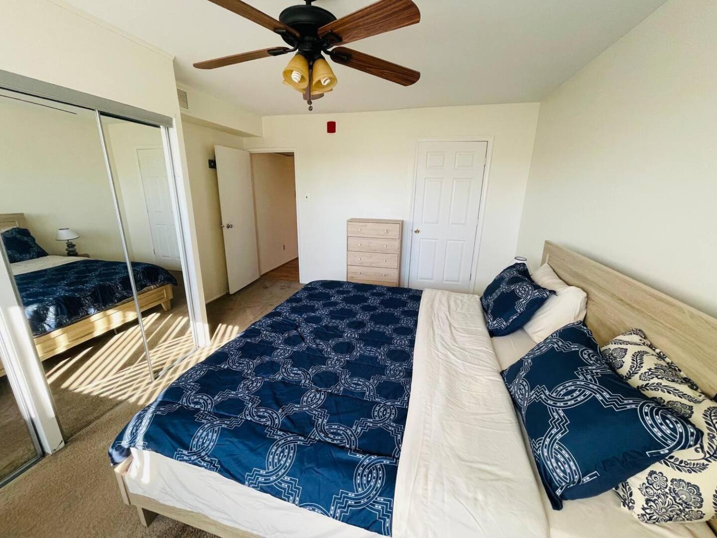 1br Call In * Elkins Park